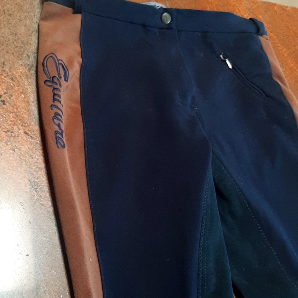 Full seat ridding breaches